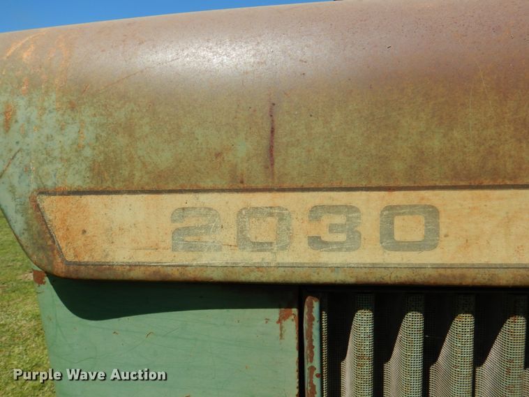 image for item MK9560 1974 John Deere 2030  tractor