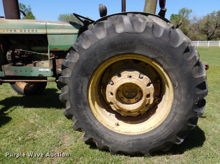 image for item MK9560 1974 John Deere 2030  tractor