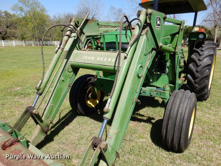 image for item MK9561 1984 John Deere 2350  tractor