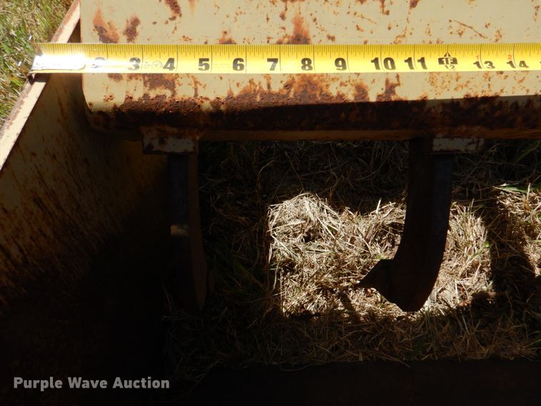 image for item MK9563 Land Pride HRL3572  box blade