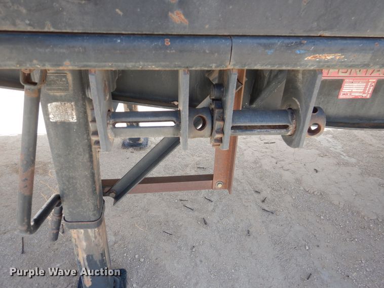 image for item DJ8943 2012 Fontaine HAVSF12WSA  flatbed trailer