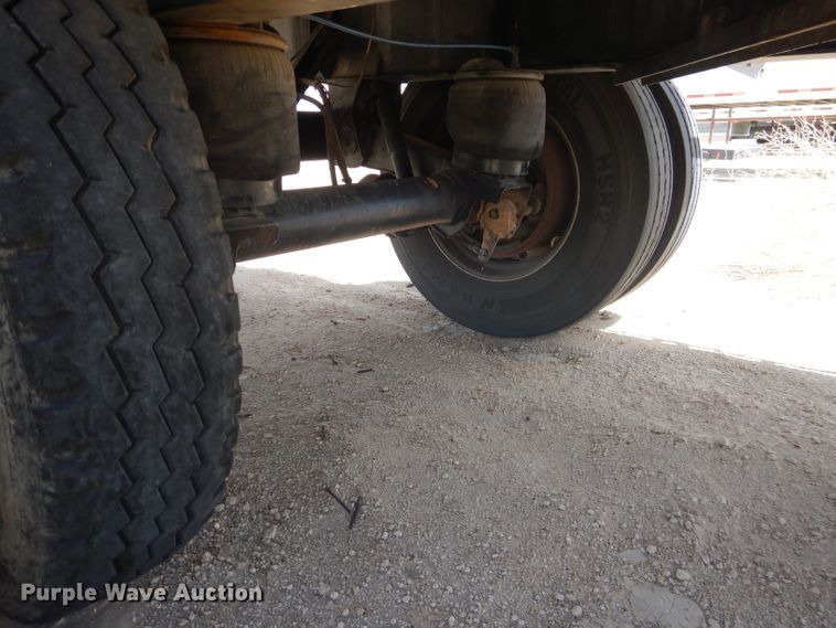 image for item DJ8943 2012 Fontaine HAVSF12WSA  flatbed trailer