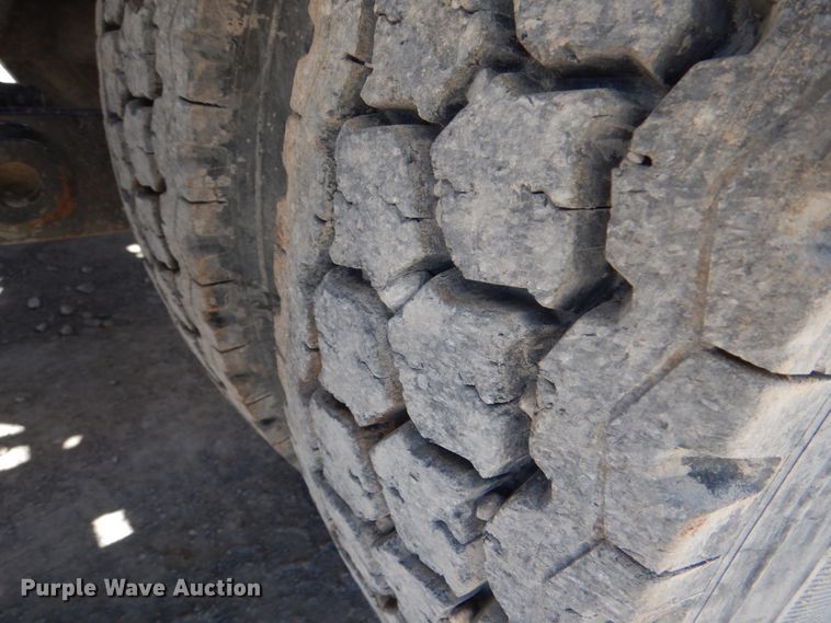 image for item DK3654 2008 Kenworth W900  semi truck