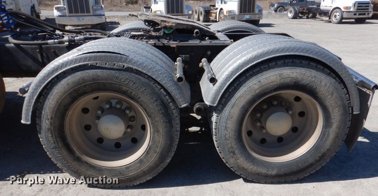 image for item DK3654 2008 Kenworth W900  semi truck