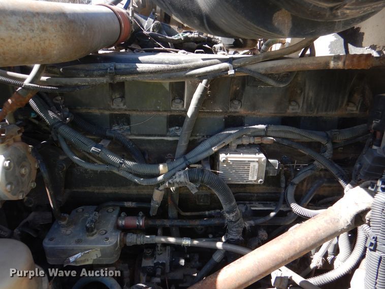 image for item DK3655 2005 Peterbilt 385  semi truck