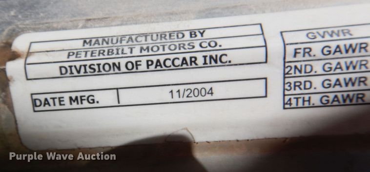 image for item DK3655 2005 Peterbilt 385  semi truck