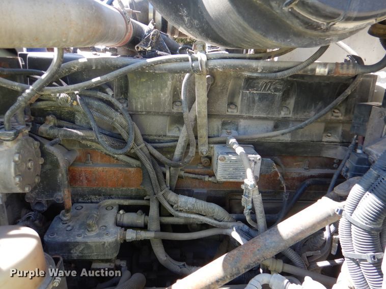 image for item DK3656 2005 Peterbilt 385  semi truck