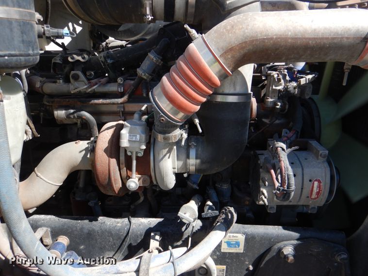 image for item DK3656 2005 Peterbilt 385  semi truck