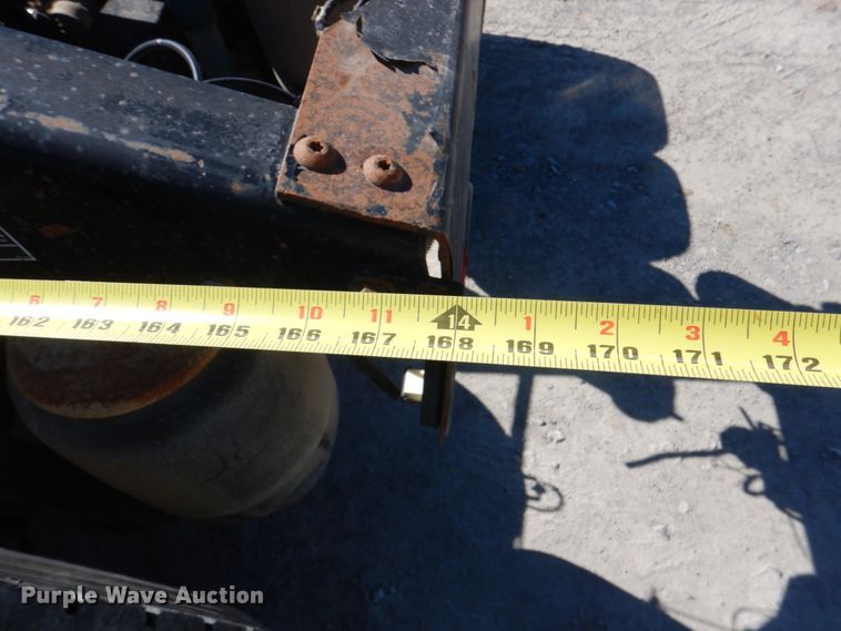 image for item DK3656 2005 Peterbilt 385  semi truck