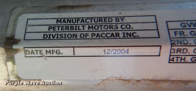 image for item DK3656 2005 Peterbilt 385  semi truck