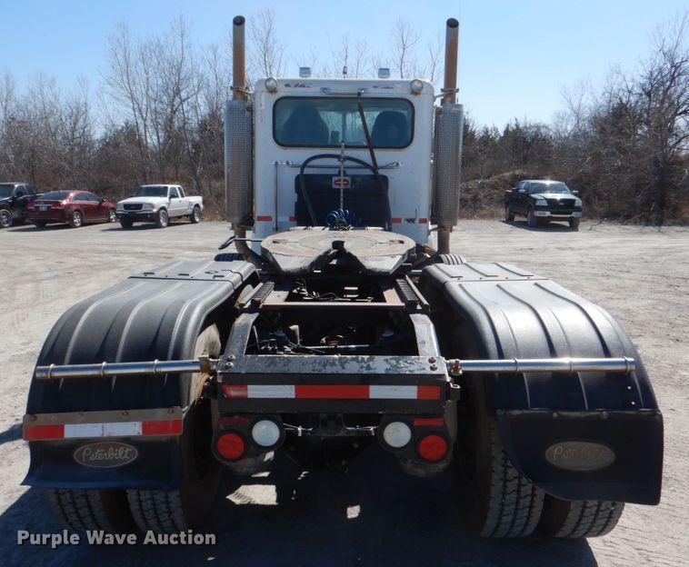 image for item DK3657 2007 Peterbilt 379  semi truck