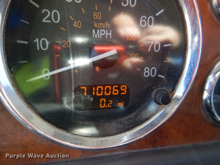 image for item DK3657 2007 Peterbilt 379  semi truck