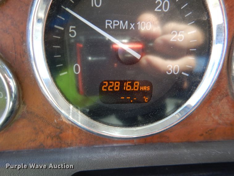 image for item DK3657 2007 Peterbilt 379  semi truck