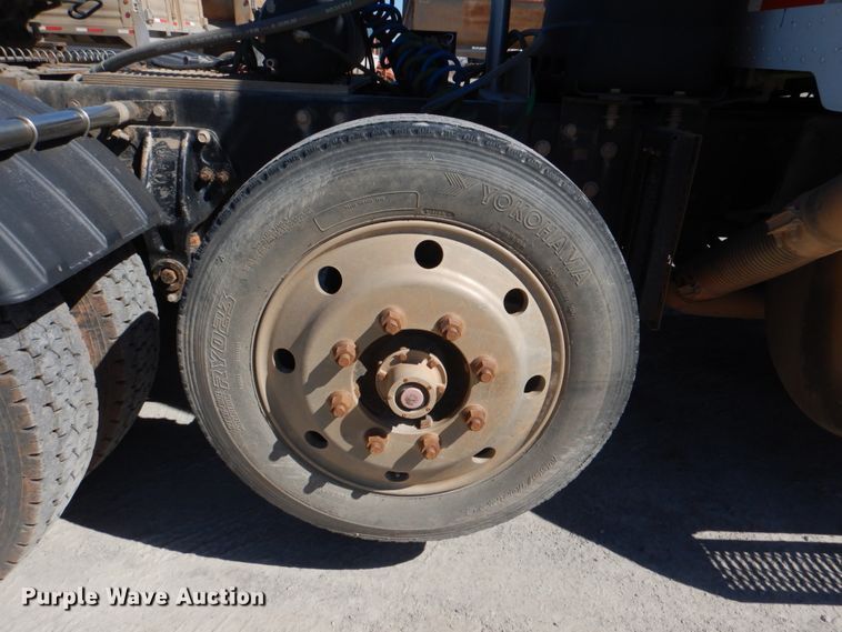 image for item DK3657 2007 Peterbilt 379  semi truck