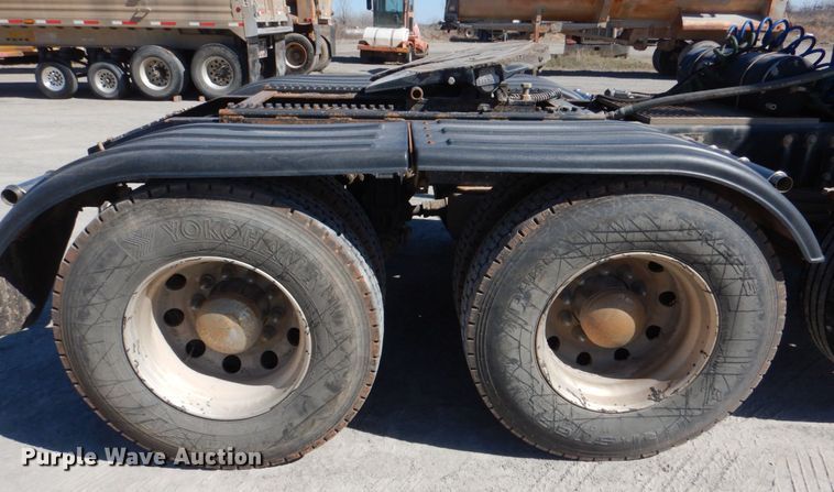 image for item DK3657 2007 Peterbilt 379  semi truck