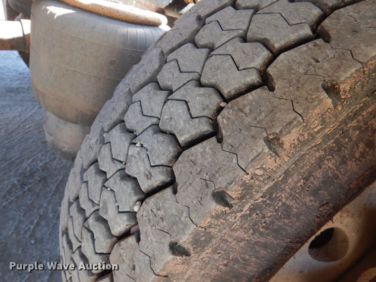 image for item DK3657 2007 Peterbilt 379  semi truck