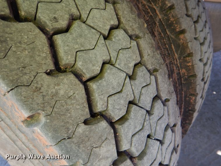 image for item DK3657 2007 Peterbilt 379  semi truck