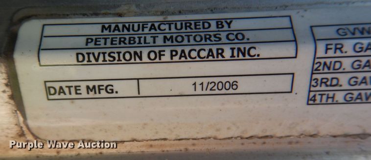 image for item DK3657 2007 Peterbilt 379  semi truck