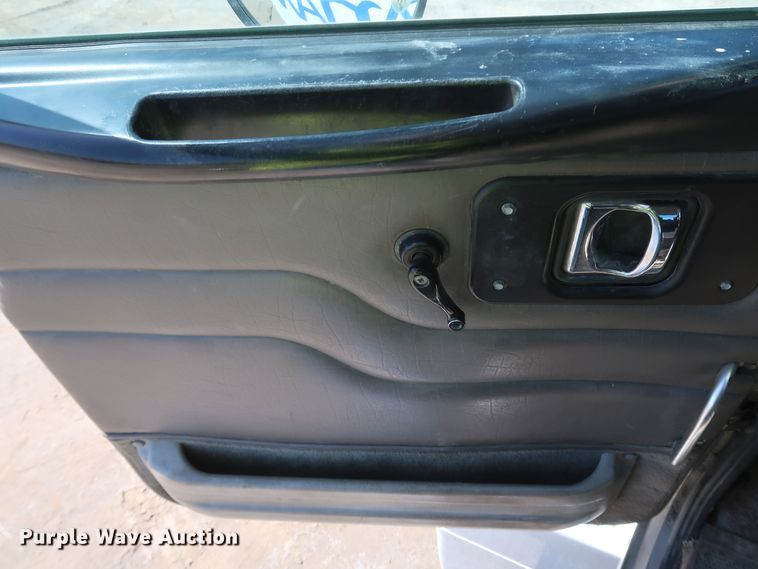 image for item DK3659 2005 Peterbilt 385  semi truck