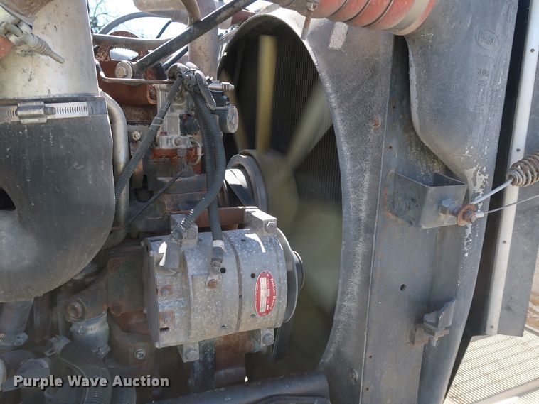 image for item DK3659 2005 Peterbilt 385  semi truck