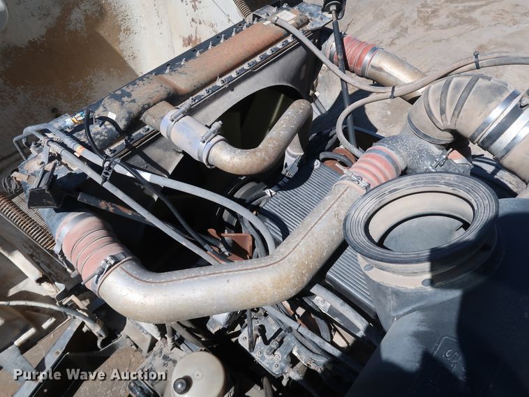 image for item DK3659 2005 Peterbilt 385  semi truck