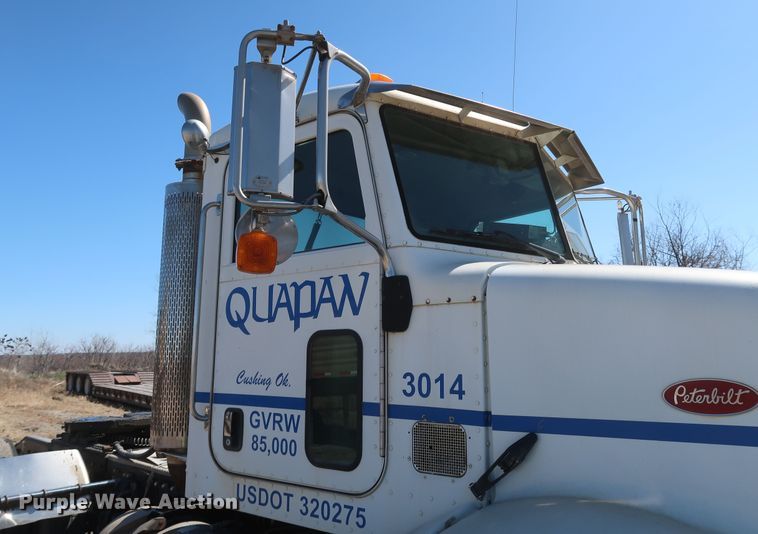 image for item DK3659 2005 Peterbilt 385  semi truck