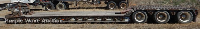 image for item DK3664 2002 Eager Beaver 50GSL  lowboy equipment trailer