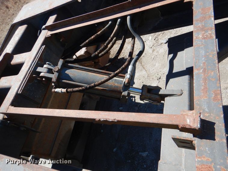 image for item DK3664 2002 Eager Beaver 50GSL  lowboy equipment trailer