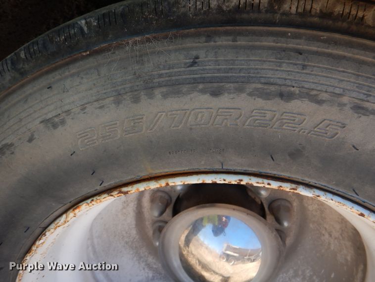 image for item DK3664 2002 Eager Beaver 50GSL  lowboy equipment trailer