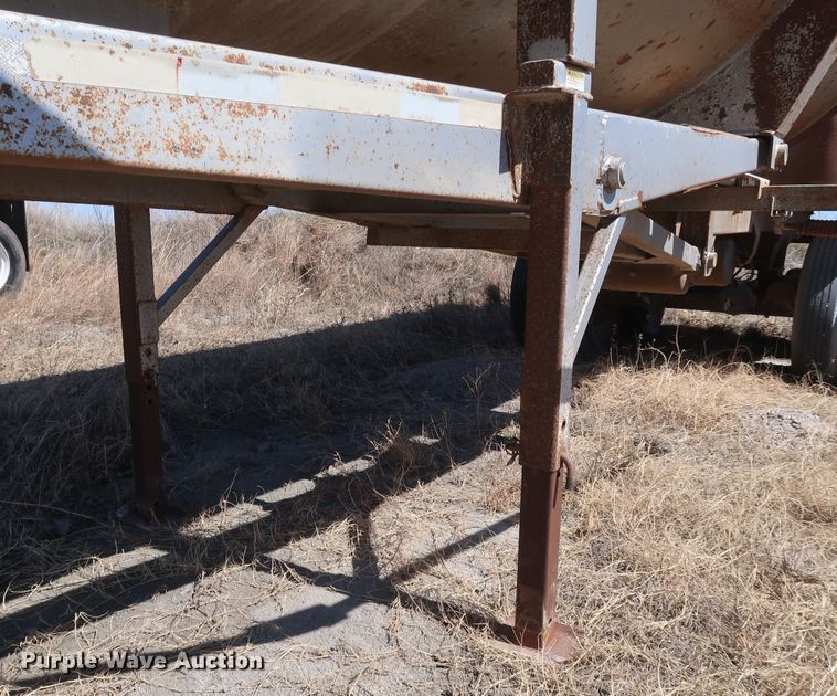 image for item DK3665 1996 Clement RKHS2824  end dump trailer