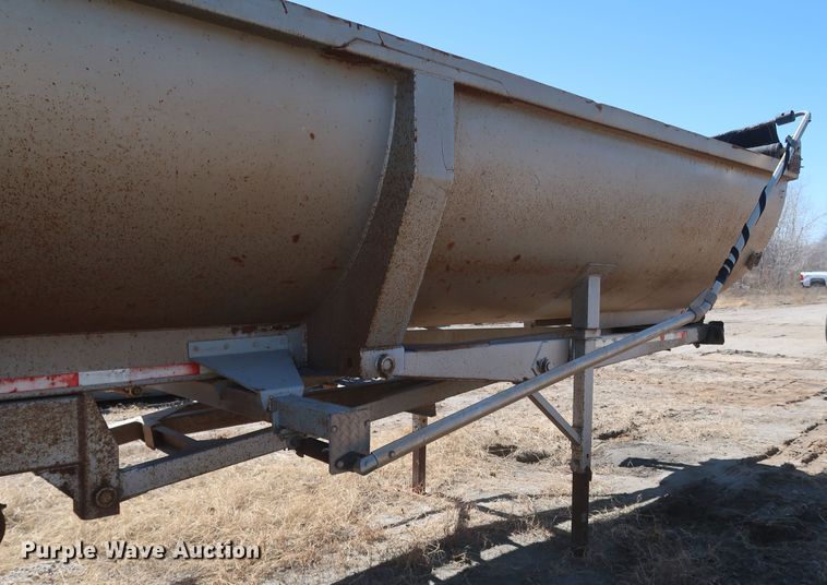 image for item DK3665 1996 Clement RKHS2824  end dump trailer