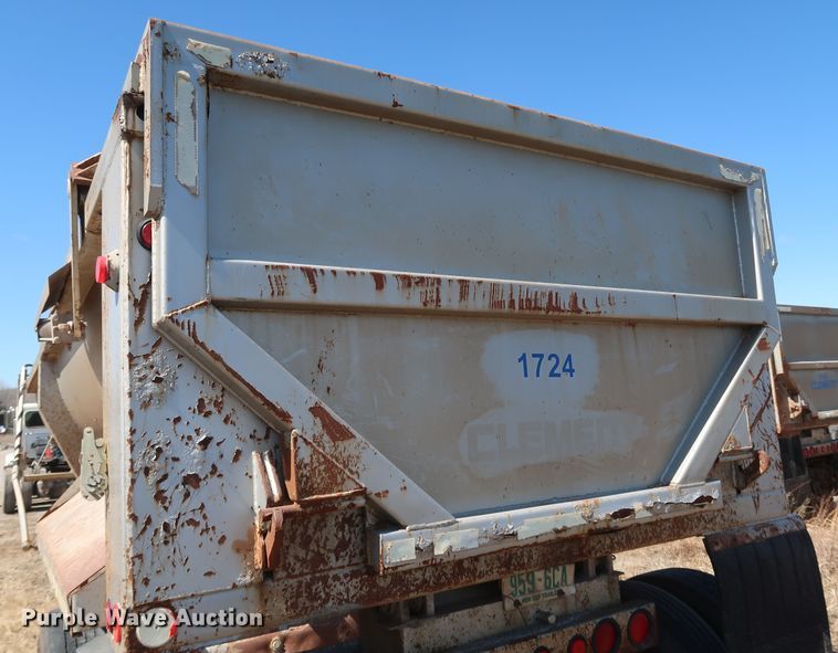 image for item DK3665 1996 Clement RKHS2824  end dump trailer