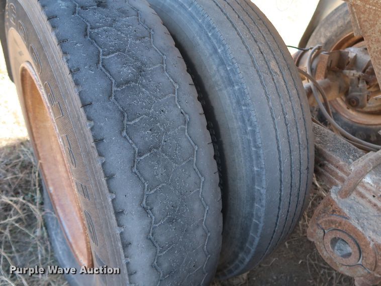 image for item DK3665 1996 Clement RKHS2824  end dump trailer