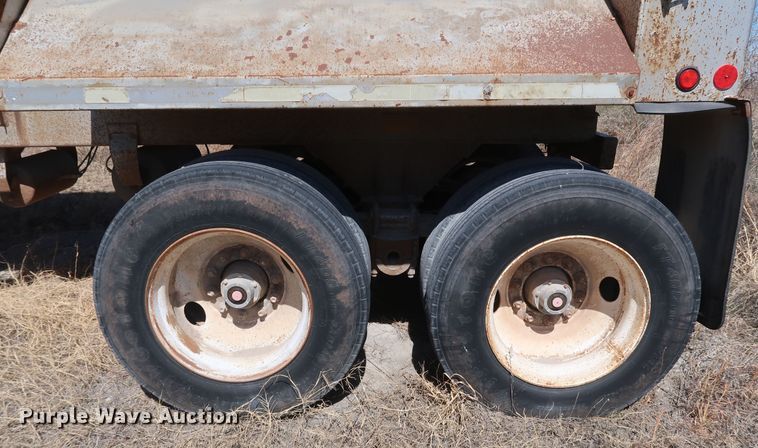 image for item DK3665 1996 Clement RKHS2824  end dump trailer