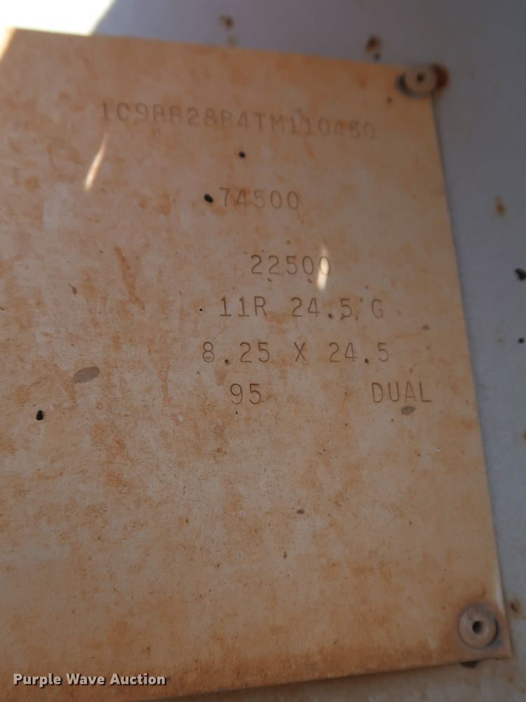 image for item DK3665 1996 Clement RKHS2824  end dump trailer