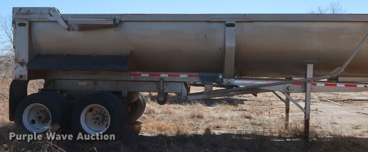 image for item DK3666 2000 Clement RKHS2825  end dump trailer