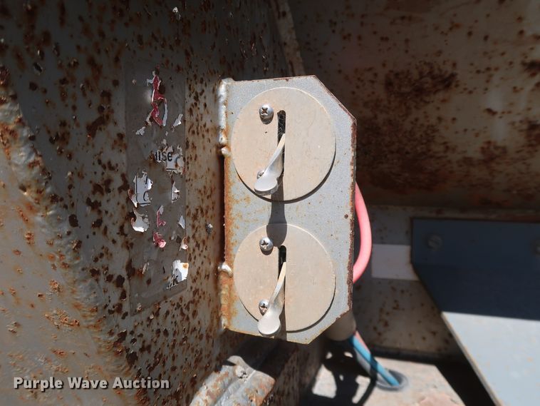 image for item DK3666 2000 Clement RKHS2825  end dump trailer