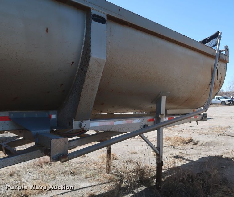 image for item DK3666 2000 Clement RKHS2825  end dump trailer