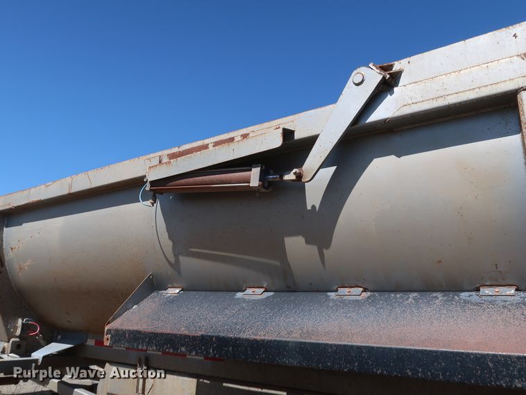 image for item DK3666 2000 Clement RKHS2825  end dump trailer