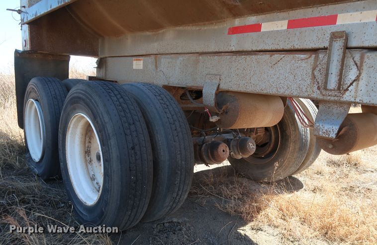 image for item DK3666 2000 Clement RKHS2825  end dump trailer