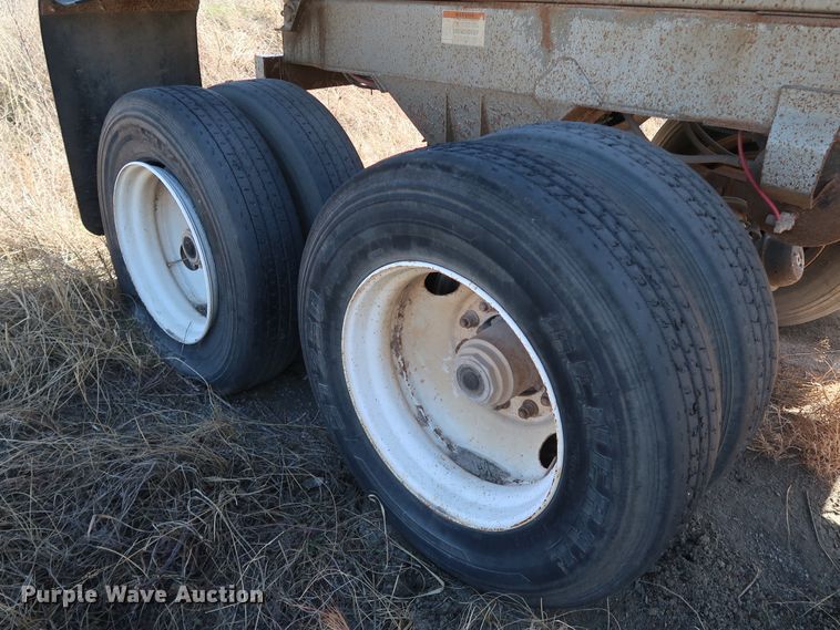 image for item DK3666 2000 Clement RKHS2825  end dump trailer