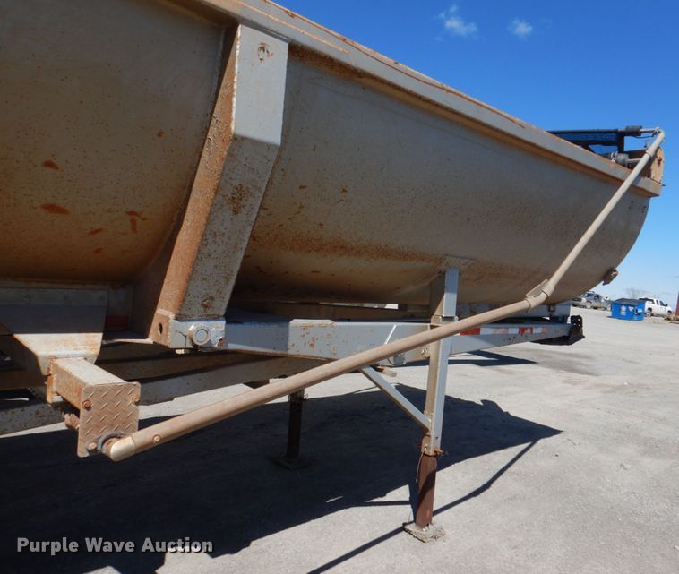 image for item DK3667 1996 Clement RKHS2824  end dump trailer