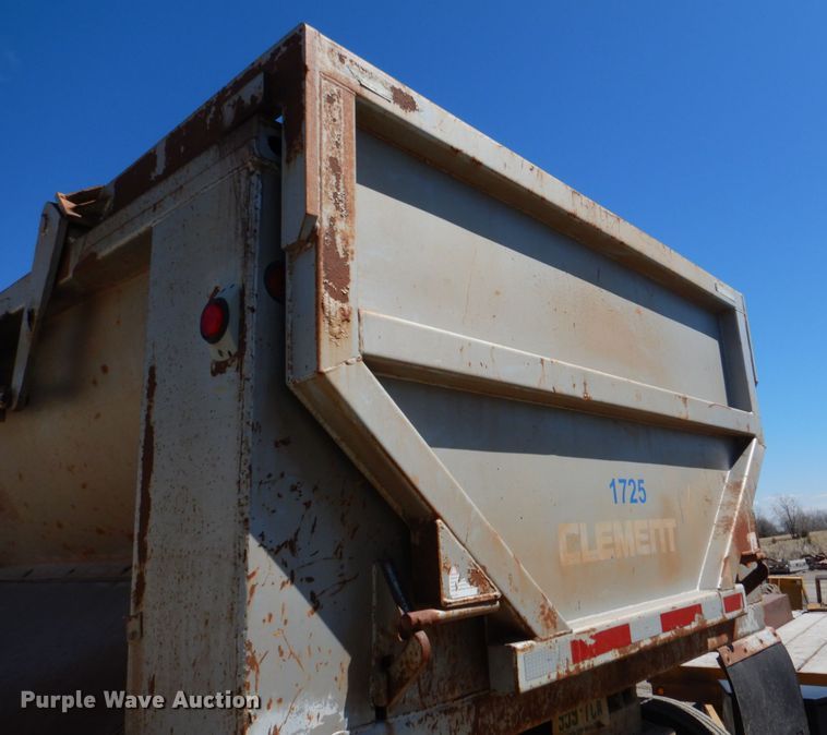 image for item DK3667 1996 Clement RKHS2824  end dump trailer