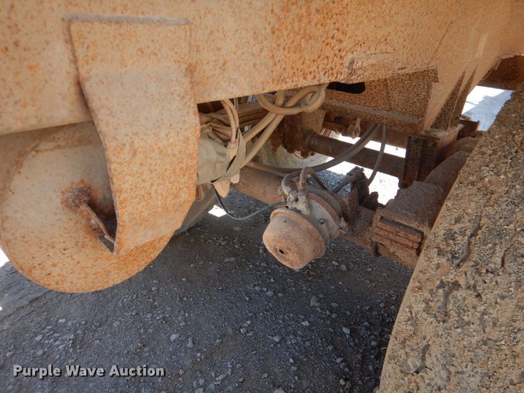 image for item DK3668 1995 Clement RKHS2824  end dump trailer