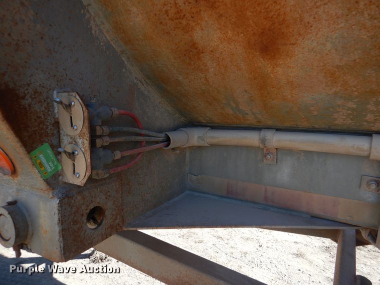 image for item DK3669 1995 Clement RKHS2824  end dump trailer