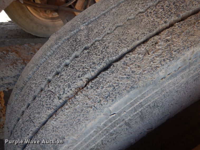 image for item DK3669 1995 Clement RKHS2824  end dump trailer