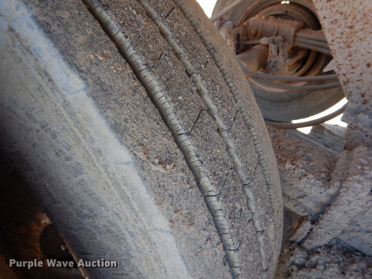 image for item DK3669 1995 Clement RKHS2824  end dump trailer