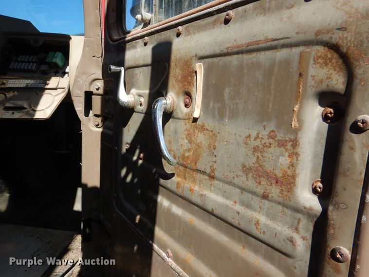 image for item DK3673 1985 Mack RD686S  fertilizer delivery truck