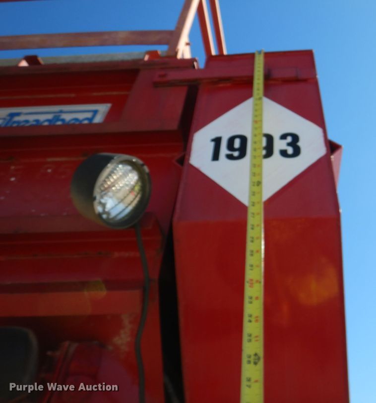 image for item DK3673 1985 Mack RD686S  fertilizer delivery truck