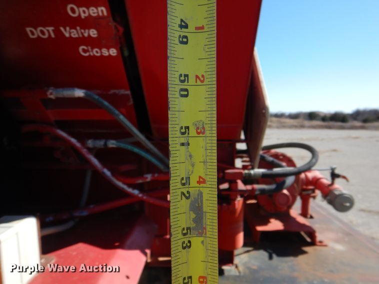 image for item DK3673 1985 Mack RD686S  fertilizer delivery truck